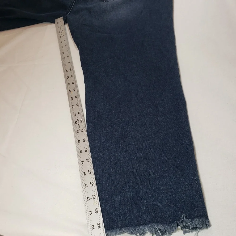 Dip Womens Mid Rise Straight‎ Distressed Jeans Dark Wash Frayed Hem 18W NEW - Picture 10 of 10